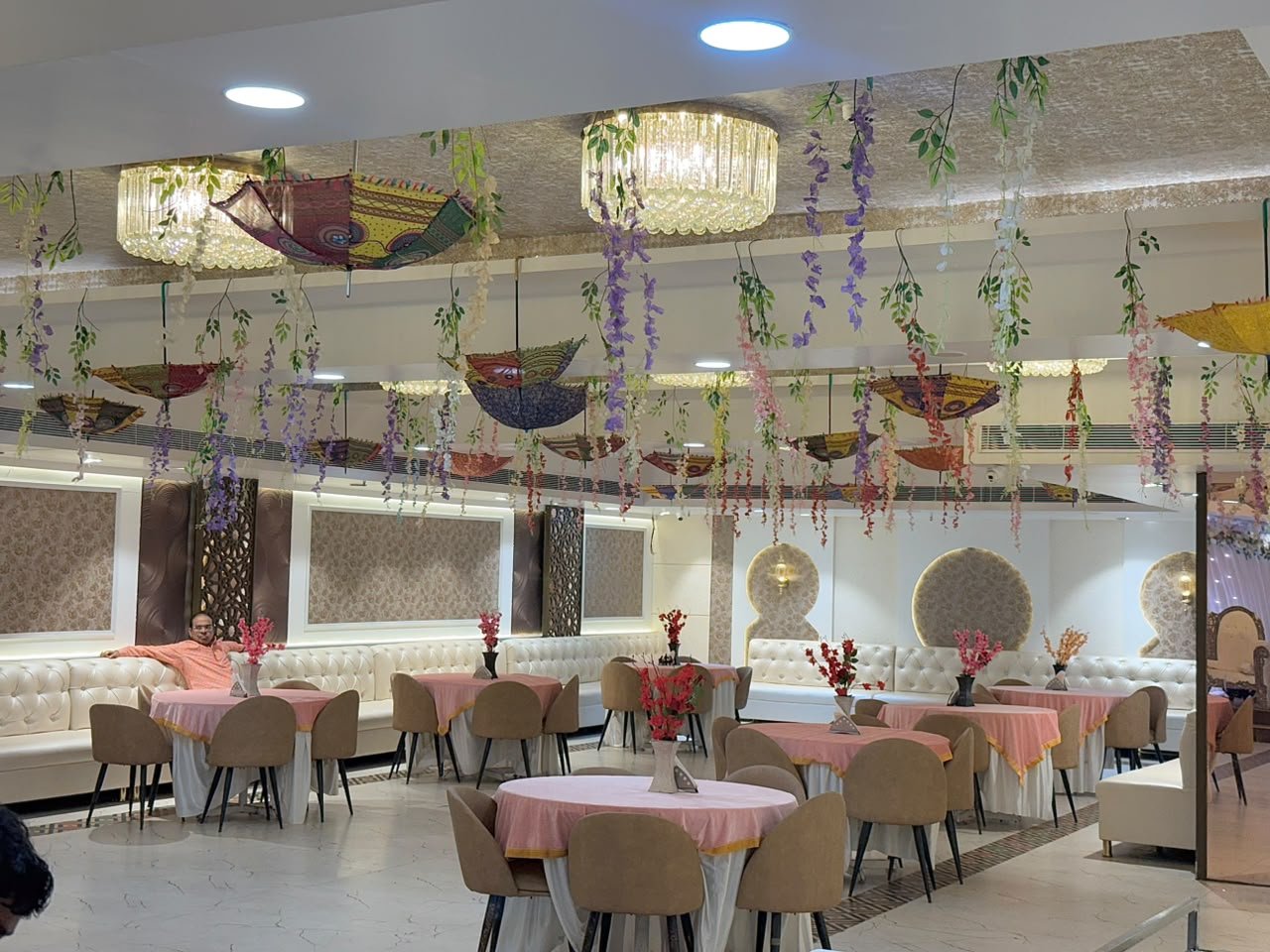 banquet+hall+in+noida